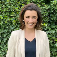 Ansprechpartnerin Dr. Janin Schuett